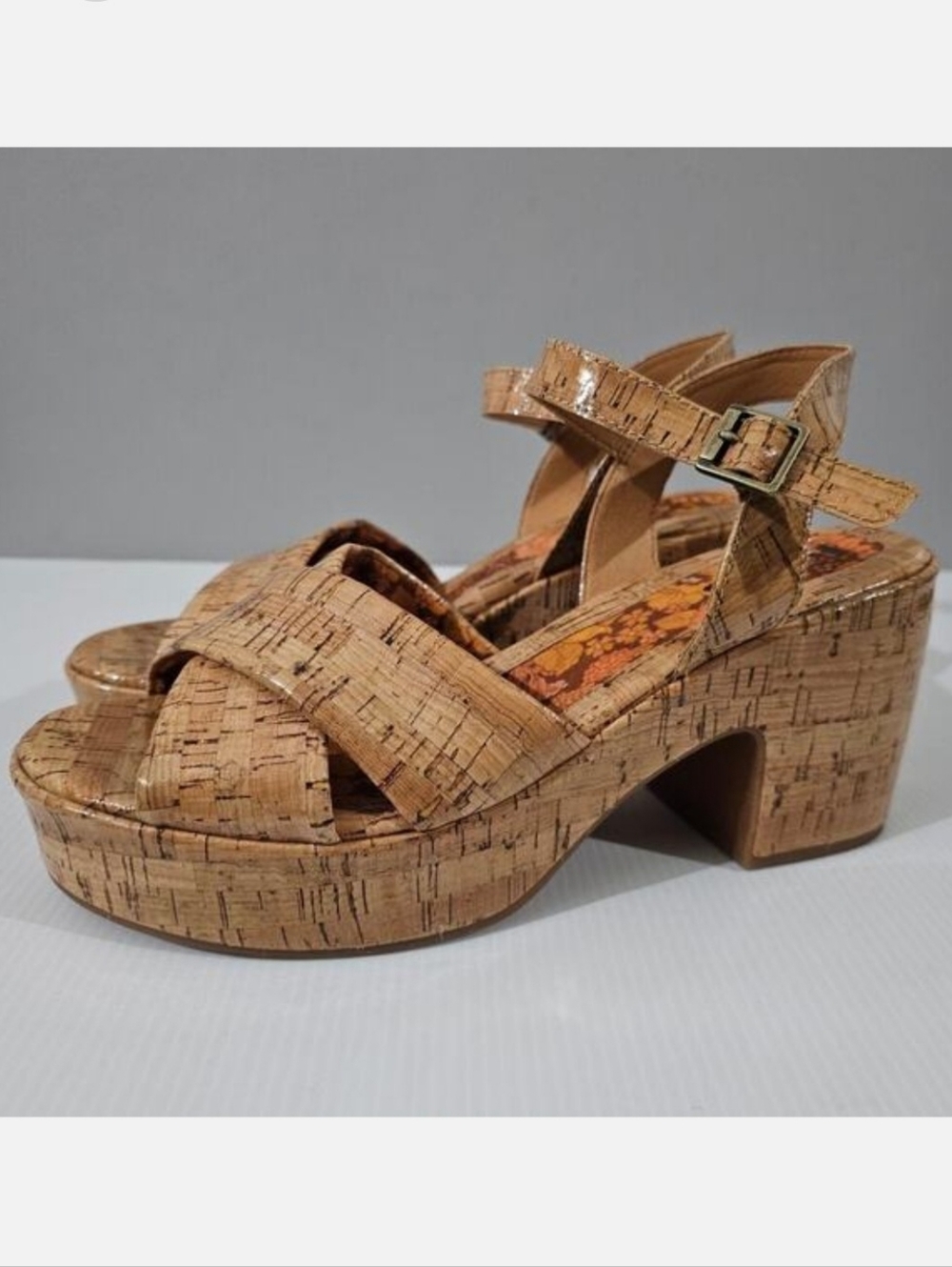 Korks Kork Ease Calda Platform Sandal Womens 11 Patent Cork Chunky Heel NEW